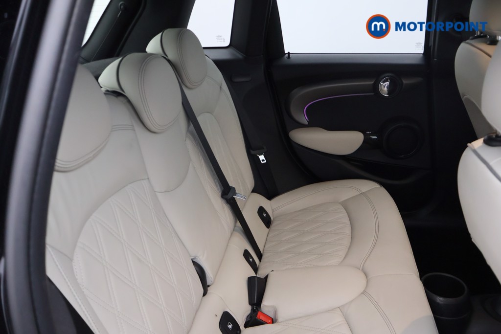 Mini Hatchback Cooper Exclusive Automatic Petrol Hatchback - Stock Number (1658273) - 14th supplementary image