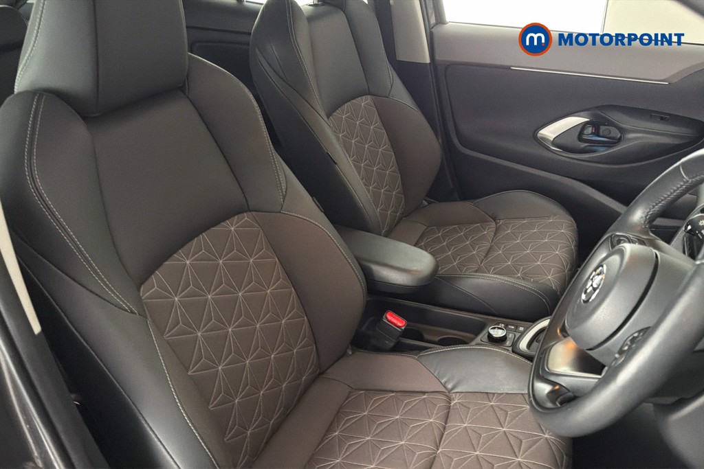 Toyota Yaris Cross Excel Automatic Petrol-Electric Hybrid Estate - Stock Number (1658302) - 14th supplementary image