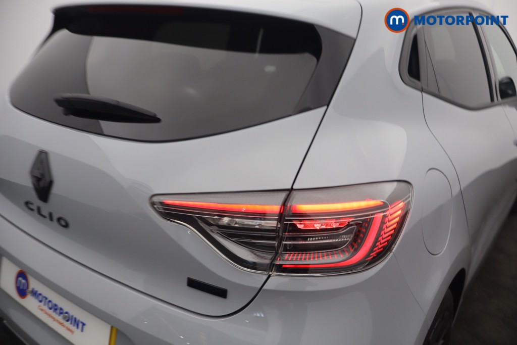 Renault Clio Esprit Alpine Automatic Petrol-Electric Hybrid Hatchback - Stock Number (1658314) - 3rd supplementary image