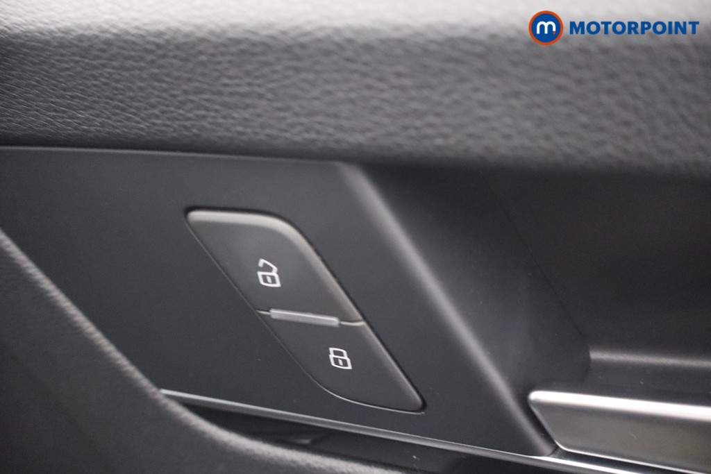 Audi Q5 Black Edition Automatic Diesel SUV - Stock Number (1658320) - 10th supplementary image