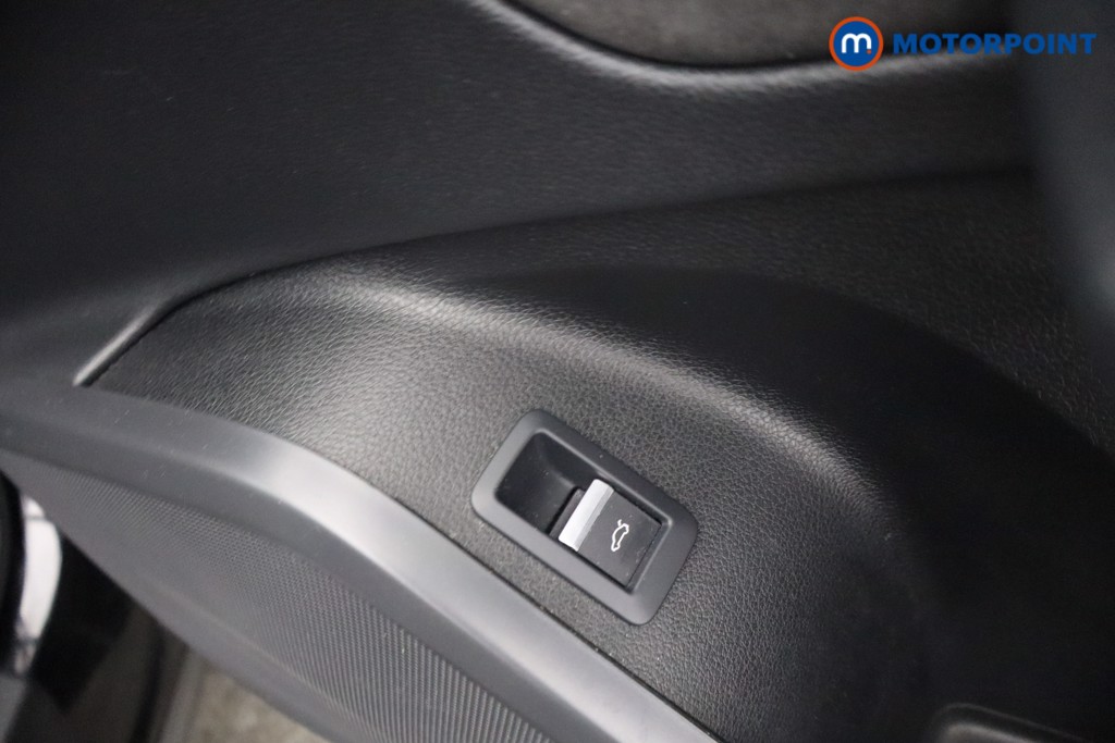 Audi Q5 Black Edition Automatic Diesel SUV - Stock Number (1658320) - 12th supplementary image