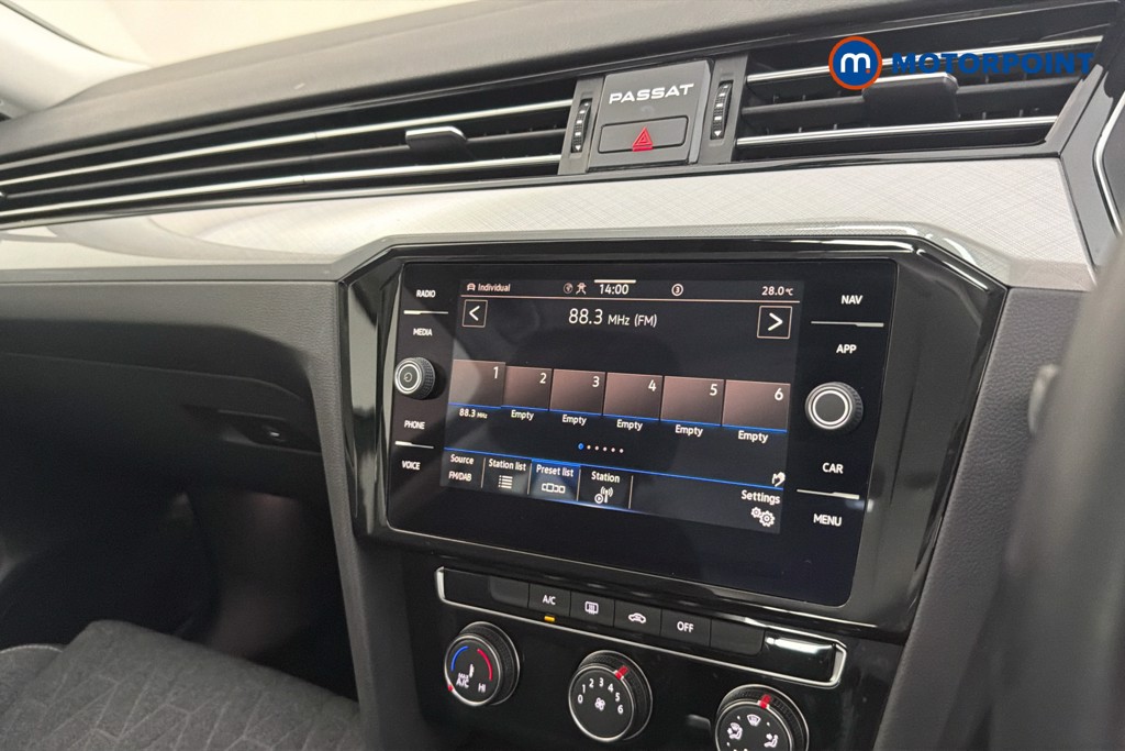 Volkswagen Passat Se Nav Manual Petrol Estate - Stock Number (1658359) - 9th supplementary image