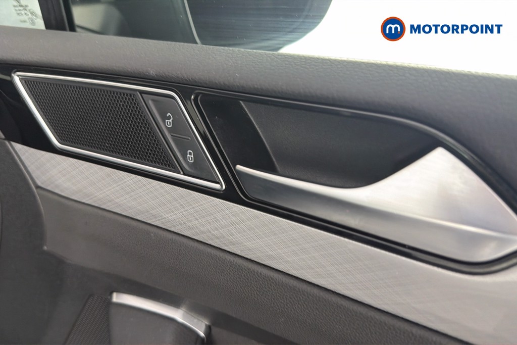 Volkswagen Passat Se Nav Manual Petrol Estate - Stock Number (1658359) - 42nd supplementary image