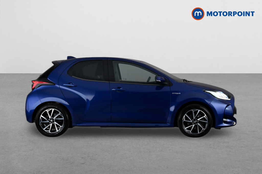 Toyota Yaris Design Automatic Petrol-Electric Hybrid Hatchback - Stock Number (1658589) - Drivers side