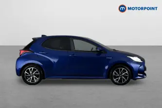 Toyota Yaris Design Automatic Petrol-Electric Hybrid Hatchback - Stock Number (1658589) - Drivers side