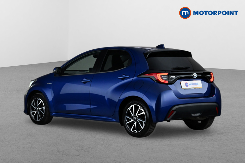 Toyota Yaris Design Automatic Petrol-Electric Hybrid Hatchback - Stock Number (1658589) - Passenger side rear corner