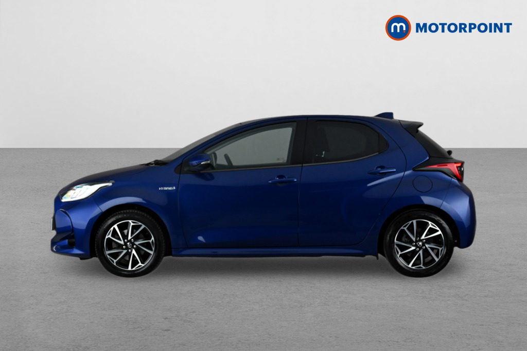 Toyota Yaris Design Automatic Petrol-Electric Hybrid Hatchback - Stock Number (1658589) - Passenger side