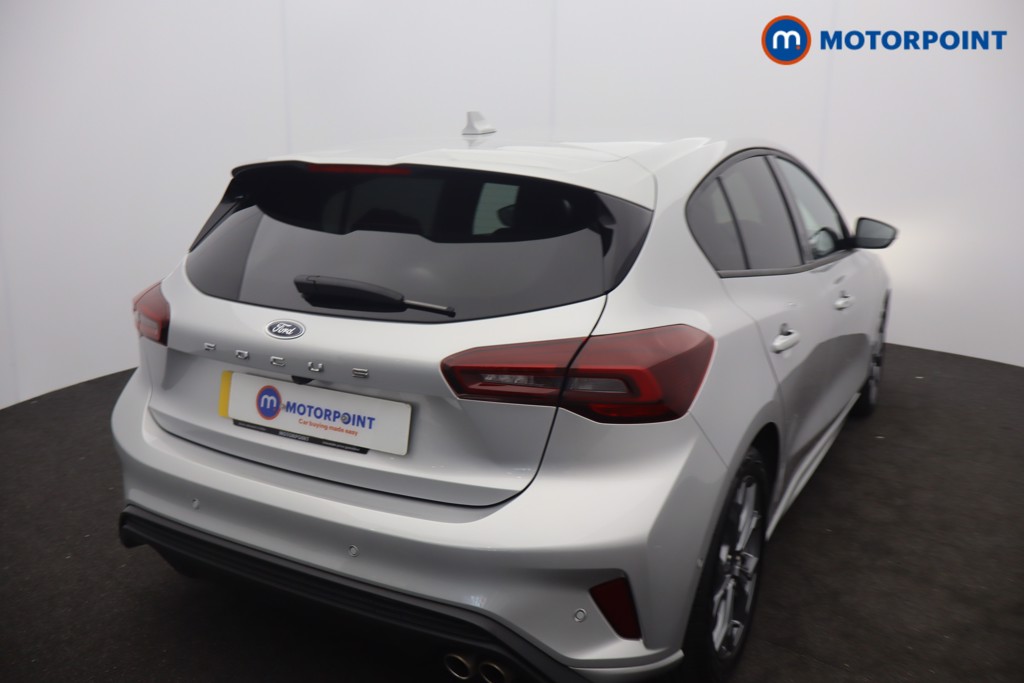 Ford Focus St-Line Manual Petrol Hatchback - Stock Number (1658701) - 2nd supplementary image