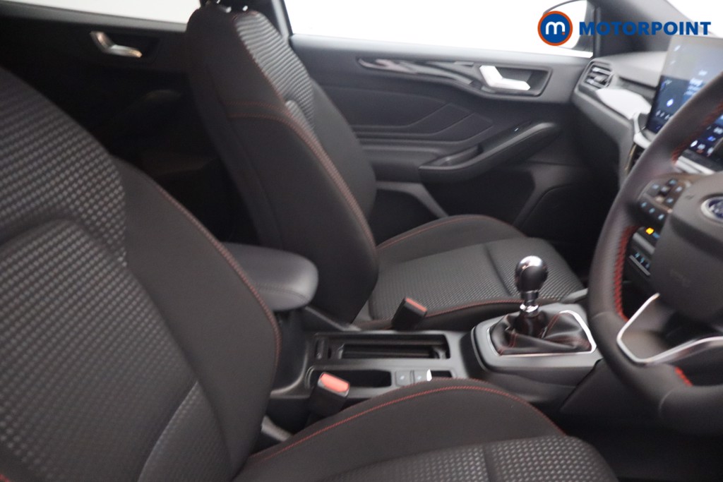 Ford Focus St-Line Manual Petrol Hatchback - Stock Number (1658701) - 12th supplementary image