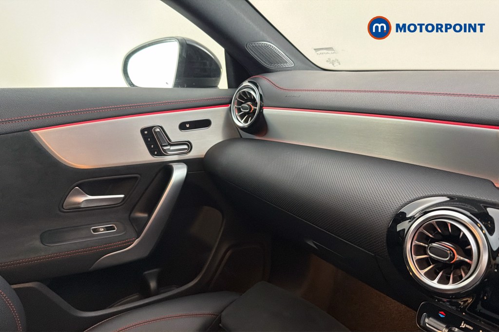 Mercedes-Benz CLA Amg Line Automatic Petrol Estate - Stock Number (1659125) - 11th supplementary image