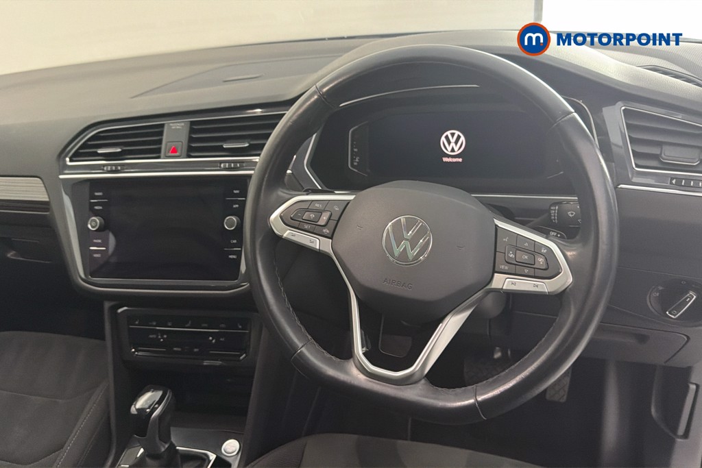 Volkswagen Tiguan Allspace R-Line Automatic Petrol SUV - Stock Number (1659126) - 2nd supplementary image