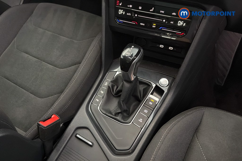 Volkswagen Tiguan Allspace R-Line Automatic Petrol SUV - Stock Number (1659126) - 15th supplementary image