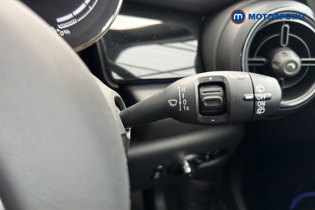 Mini Hatchback Cooper S Level 2 Automatic Electric Hatchback - Stock Number (1659301) - 6th supplementary image