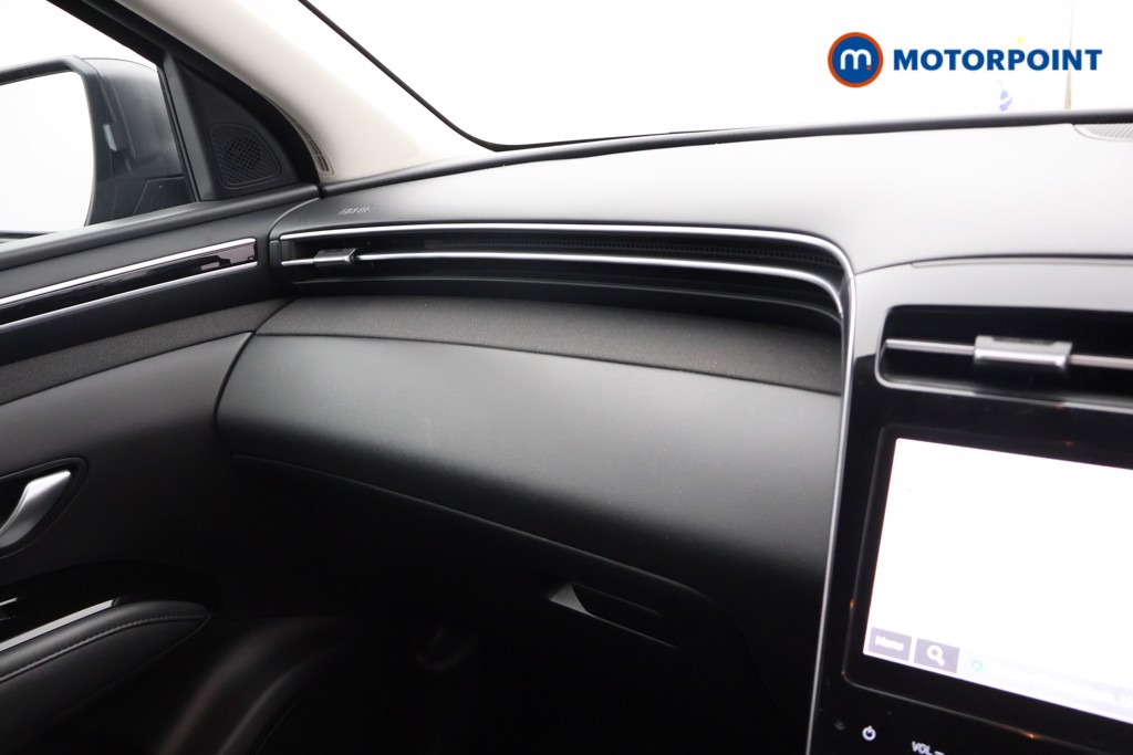 Hyundai Tucson Se Connect Manual Petrol SUV - Stock Number (1659326) - 9th supplementary image