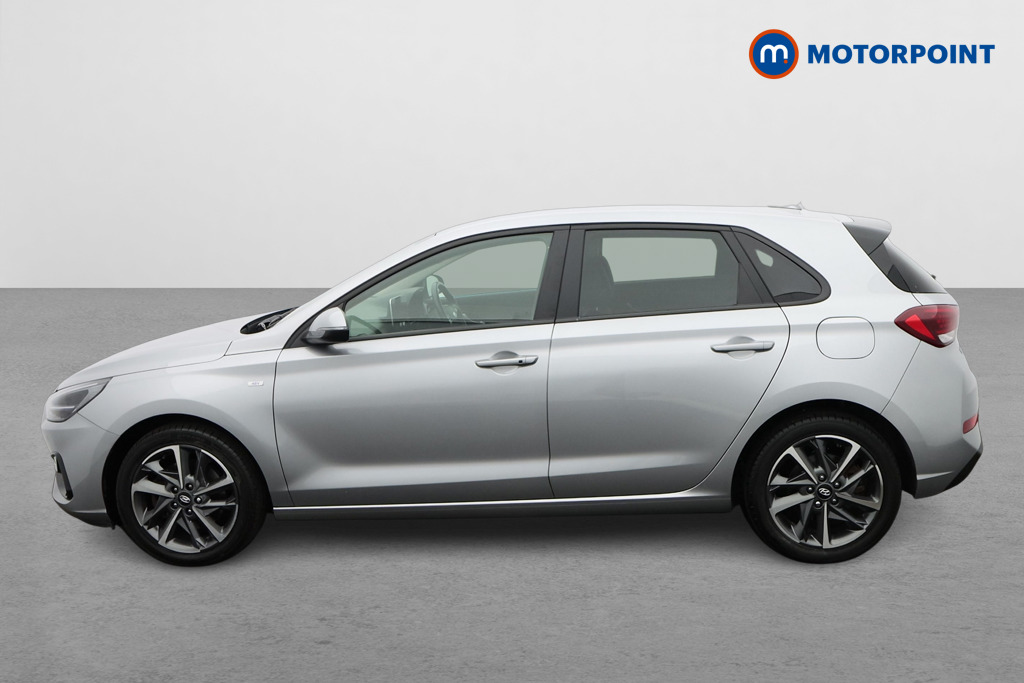 Hyundai I30 Premium Manual Petrol Hatchback - Stock Number (1659425) - Passenger side