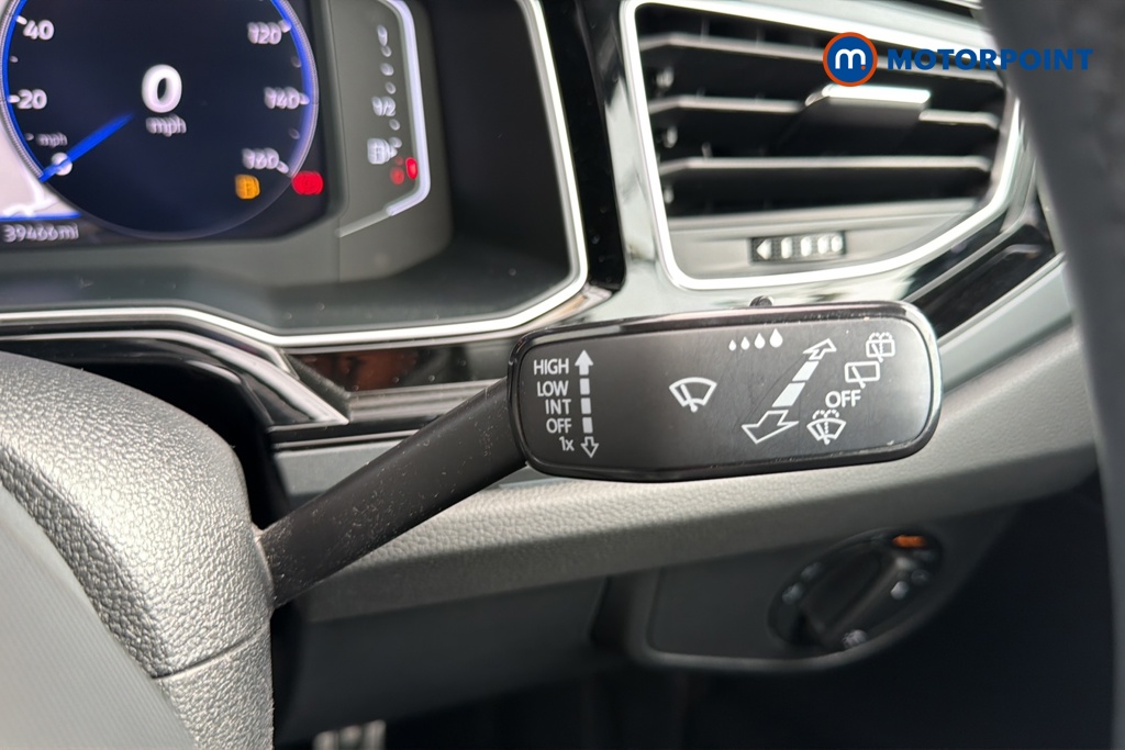 Volkswagen Taigo R-Line Manual Petrol SUV - Stock Number (1659451) - 6th supplementary image
