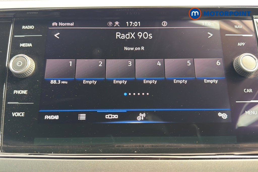 Volkswagen Taigo R-Line Manual Petrol SUV - Stock Number (1659451) - 8th supplementary image