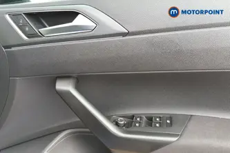 Volkswagen Taigo R-Line Manual Petrol SUV - Stock Number (1659451) - 19th supplementary image
