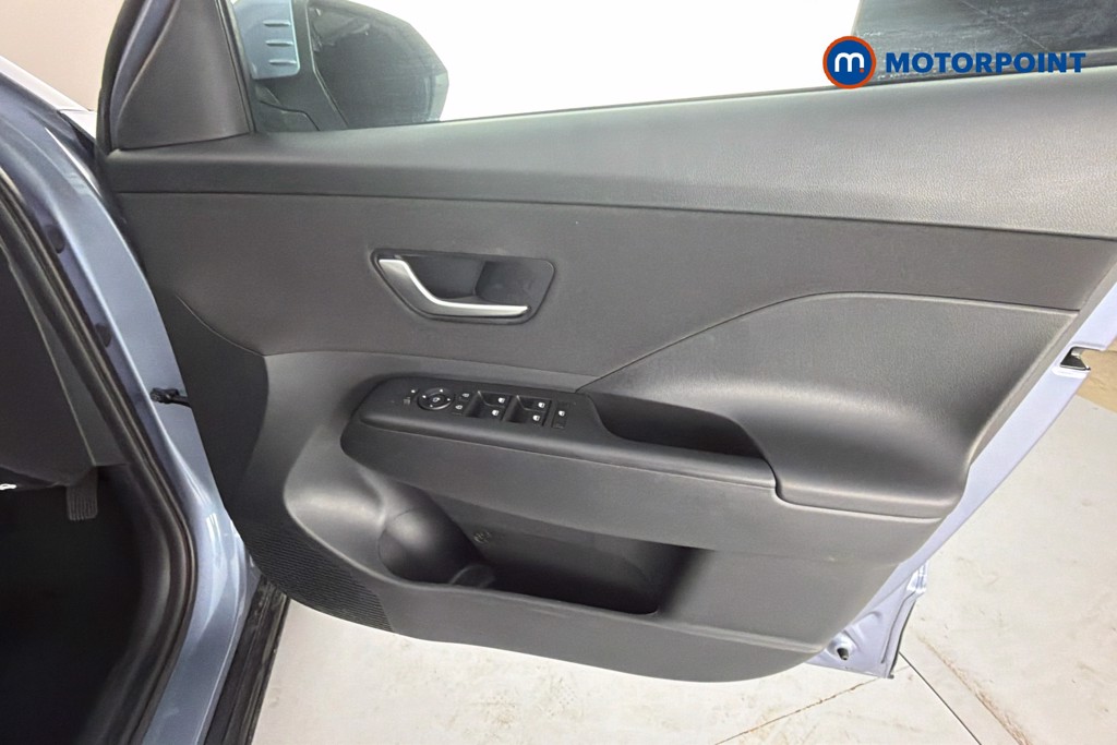 Hyundai Kona Advance Automatic Petrol-Electric Hybrid SUV - Stock Number (1659505) - 19th supplementary image