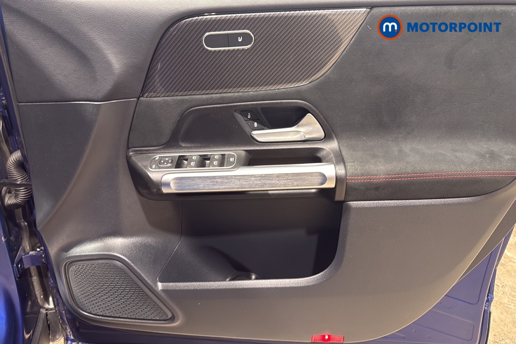 Mercedes-Benz GLB Amg Line Automatic Diesel SUV - Stock Number (1659692) - 18th supplementary image