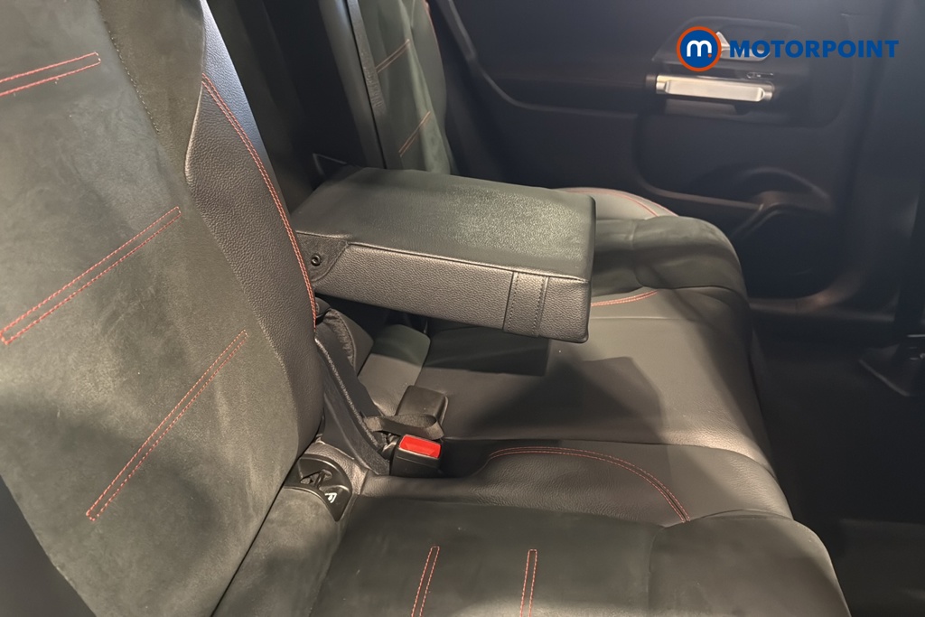 Mercedes-Benz GLB Amg Line Automatic Diesel SUV - Stock Number (1659692) - 26th supplementary image