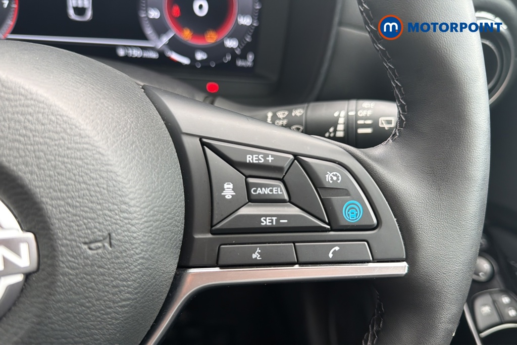 Nissan Juke Tekna Manual Petrol SUV - Stock Number (1556814) - 3rd supplementary image