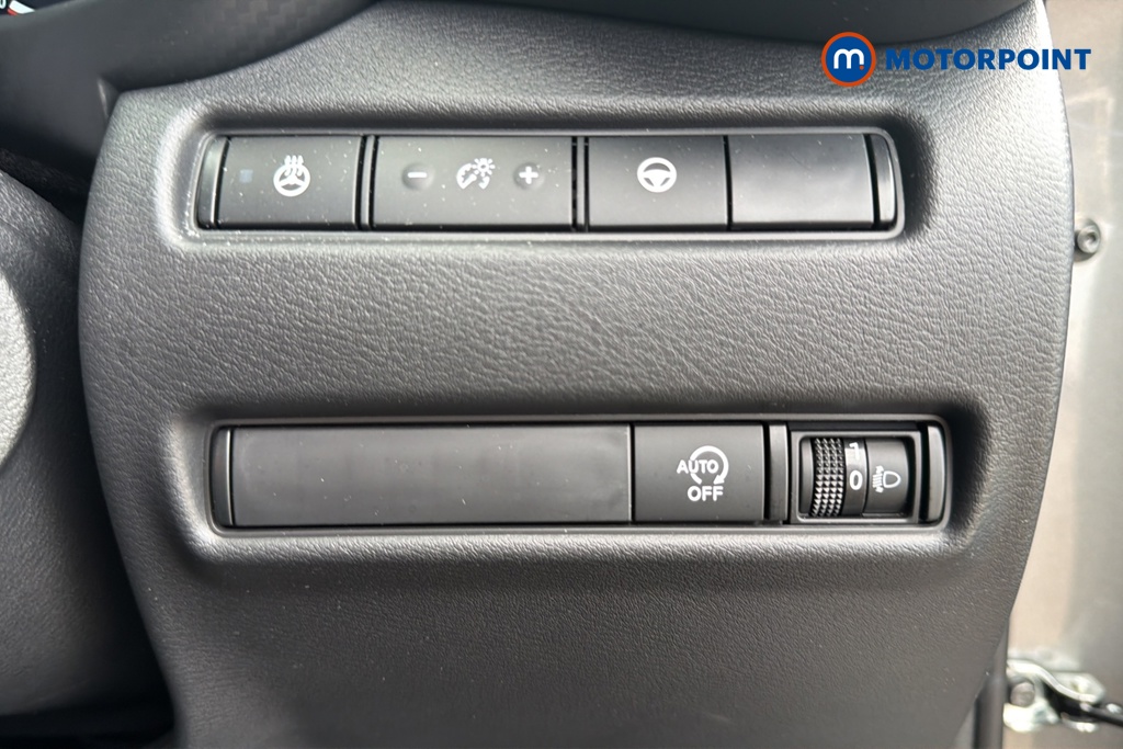 Nissan Juke Tekna Manual Petrol SUV - Stock Number (1556814) - 11th supplementary image