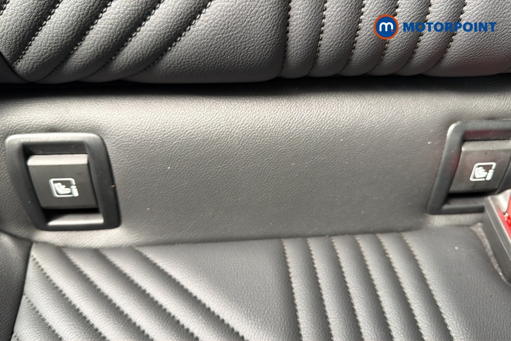 Nissan Juke Tekna Manual Petrol SUV - Stock Number (1556814) - 27th supplementary image