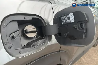 Nissan Juke Tekna Manual Petrol SUV - Stock Number (1556814) - 41st supplementary image