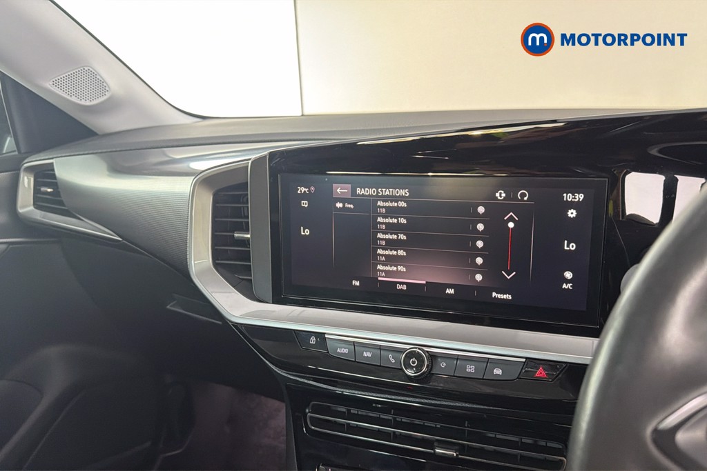 Vauxhall Mokka Elite Nav Premium Automatic Electric SUV - Stock Number (1604337) - 9th supplementary image