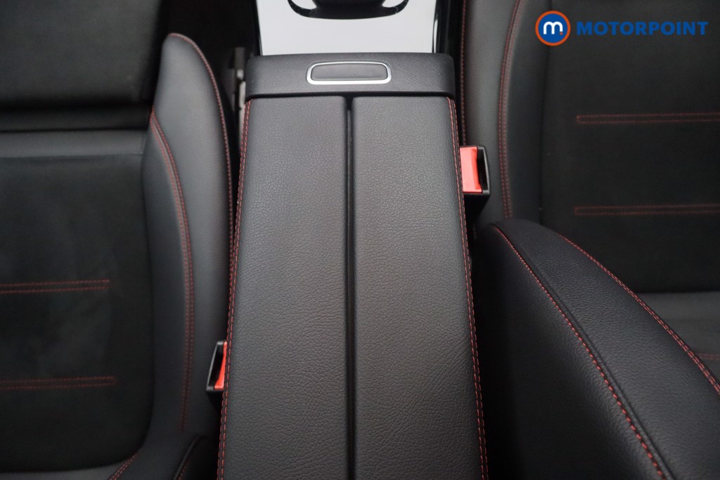 Mercedes-Benz A Class Amg Line Automatic Diesel Saloon - Stock Number (1649654) - 6th supplementary image