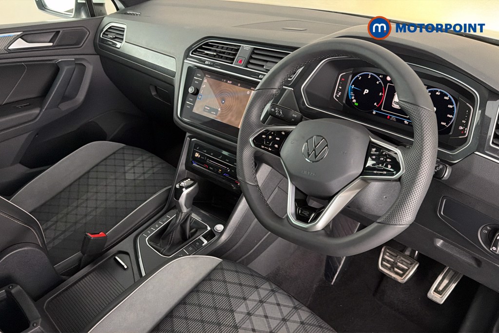 Volkswagen Tiguan R-Line Automatic Diesel SUV - Stock Number (1651279) - 2nd supplementary image