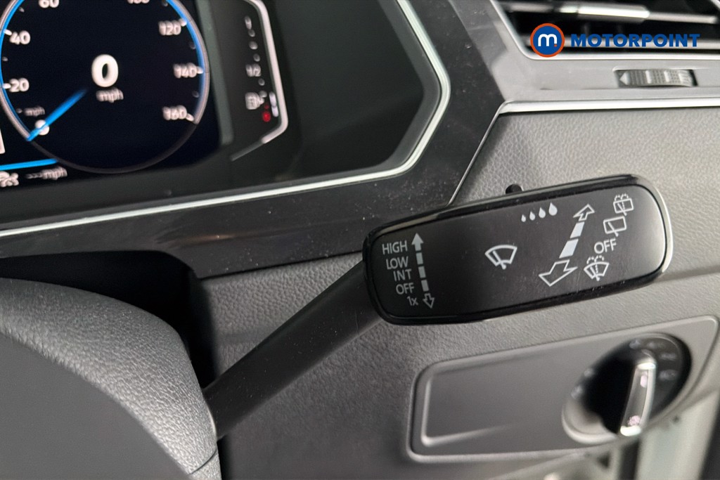 Volkswagen Tiguan R-Line Automatic Diesel SUV - Stock Number (1651279) - 7th supplementary image