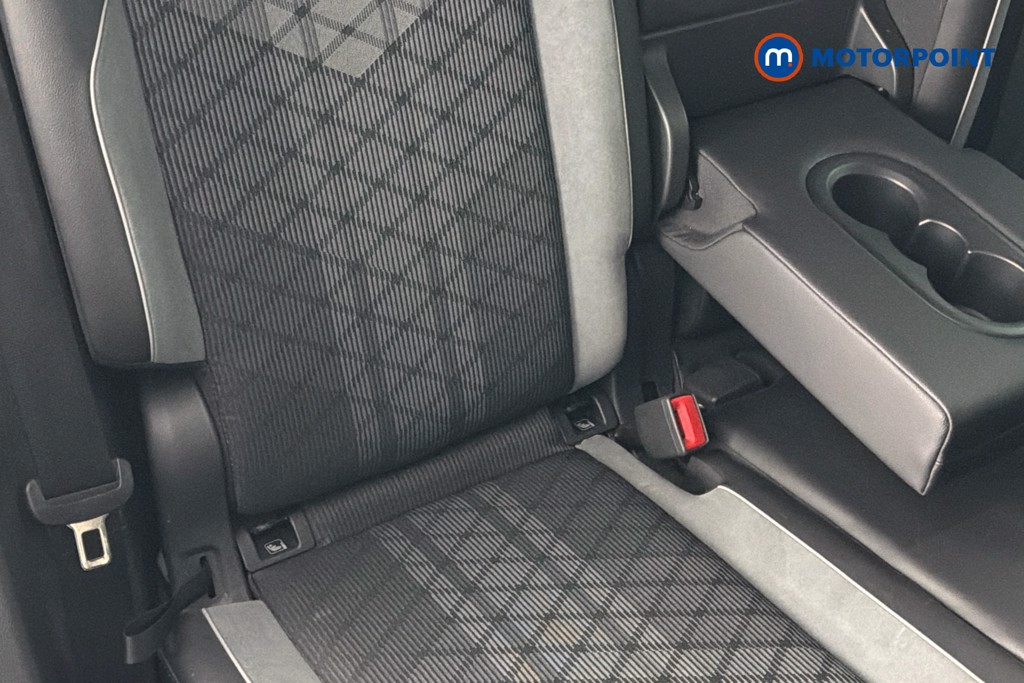 Volkswagen Tiguan R-Line Automatic Diesel SUV - Stock Number (1651279) - 29th supplementary image