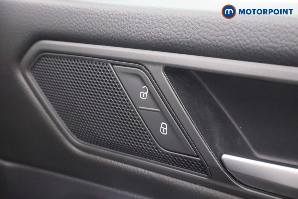 Volkswagen Tiguan Allspace Life Manual Petrol SUV - Stock Number (1651803) - 12th supplementary image