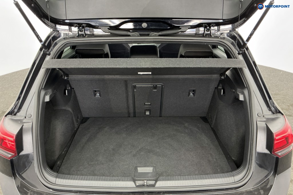 Volkswagen Golf R-Line Automatic Petrol Hatchback - Stock Number (1652331) - 3rd supplementary image
