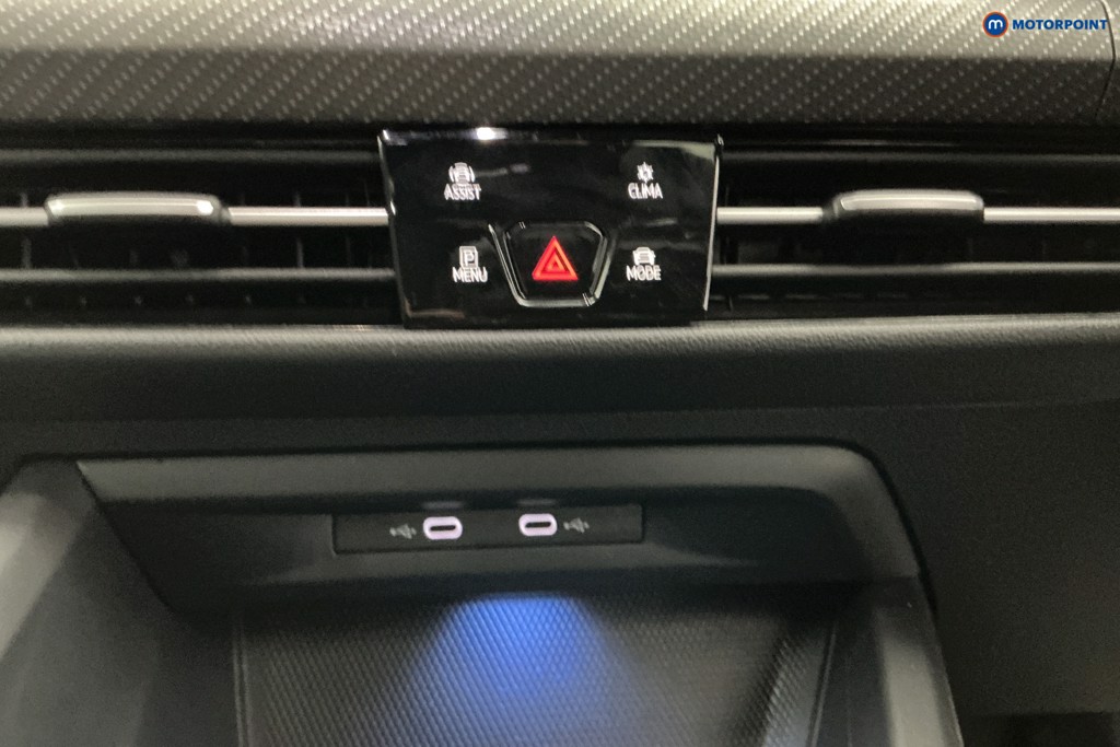 Volkswagen Golf R-Line Automatic Petrol Hatchback - Stock Number (1652331) - 10th supplementary image