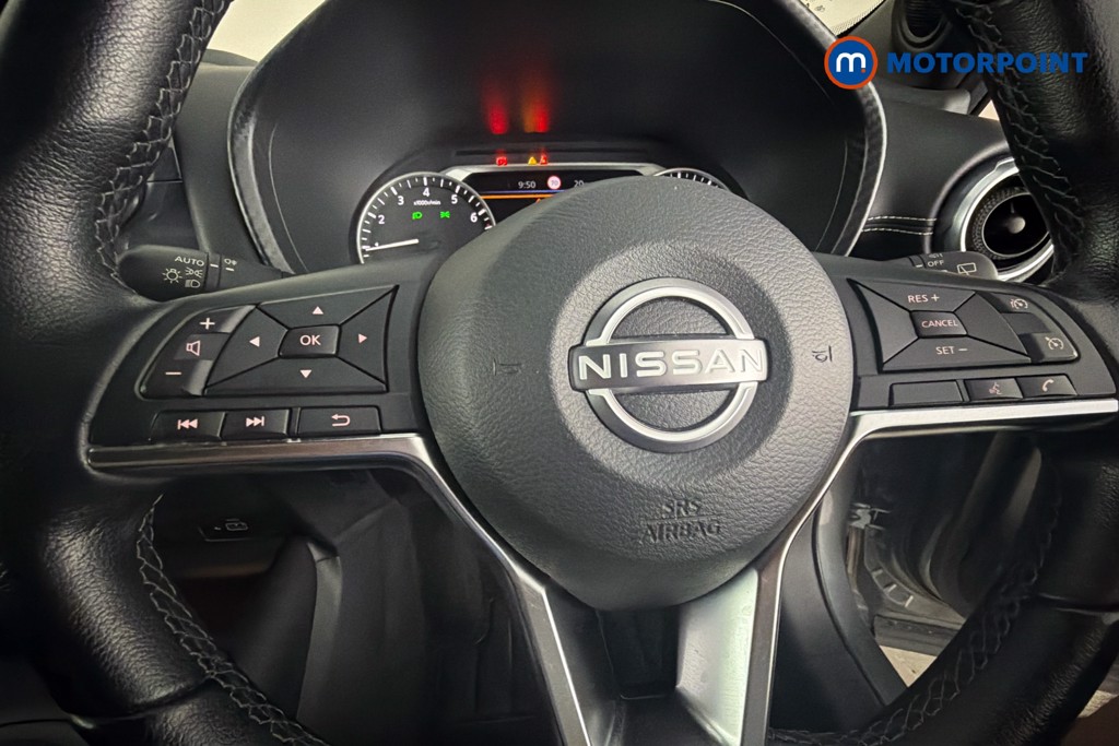 Nissan Juke N-Connecta Manual Petrol SUV - Stock Number (1652360) - 5th supplementary image