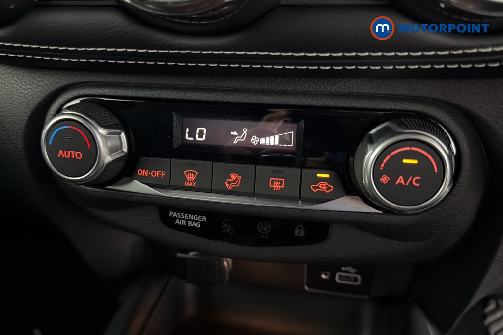 Nissan Juke N-Connecta Manual Petrol SUV - Stock Number (1652360) - 12th supplementary image