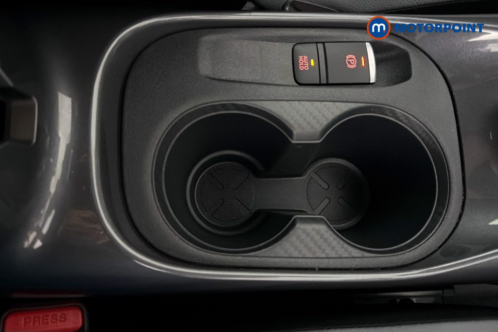 Nissan Juke N-Connecta Manual Petrol SUV - Stock Number (1652360) - 16th supplementary image