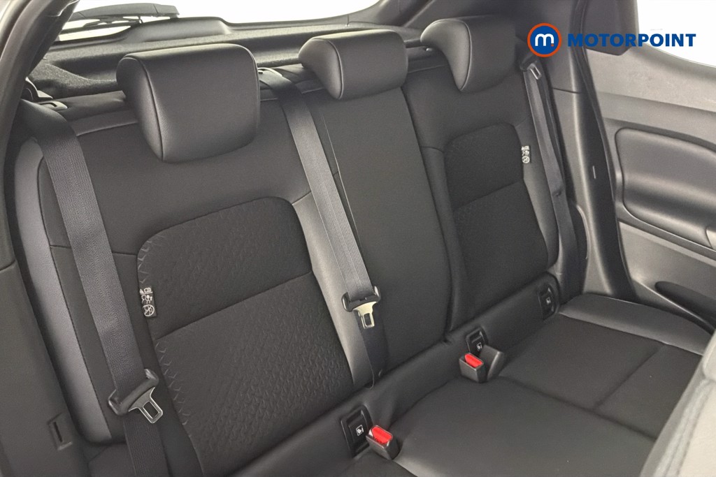 Nissan Juke N-Connecta Manual Petrol SUV - Stock Number (1652360) - 28th supplementary image