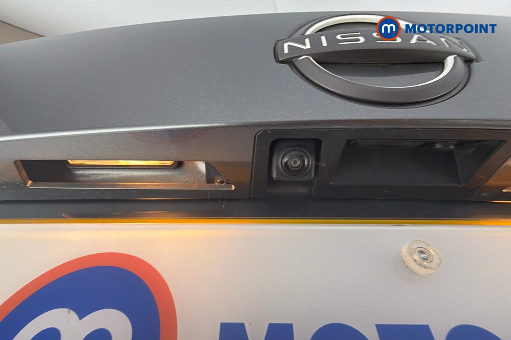 Nissan Juke N-Connecta Manual Petrol SUV - Stock Number (1652360) - 36th supplementary image
