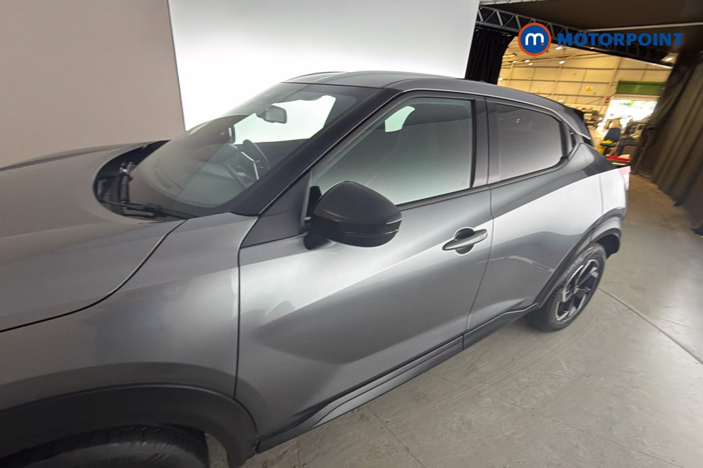 Nissan Juke N-Connecta Manual Petrol SUV - Stock Number (1652360) - 43rd supplementary image