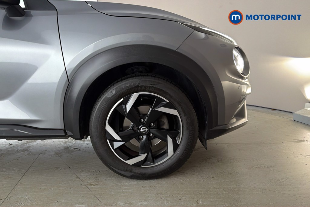 Nissan Juke N-Connecta Manual Petrol SUV - Stock Number (1652360) - 50th supplementary image