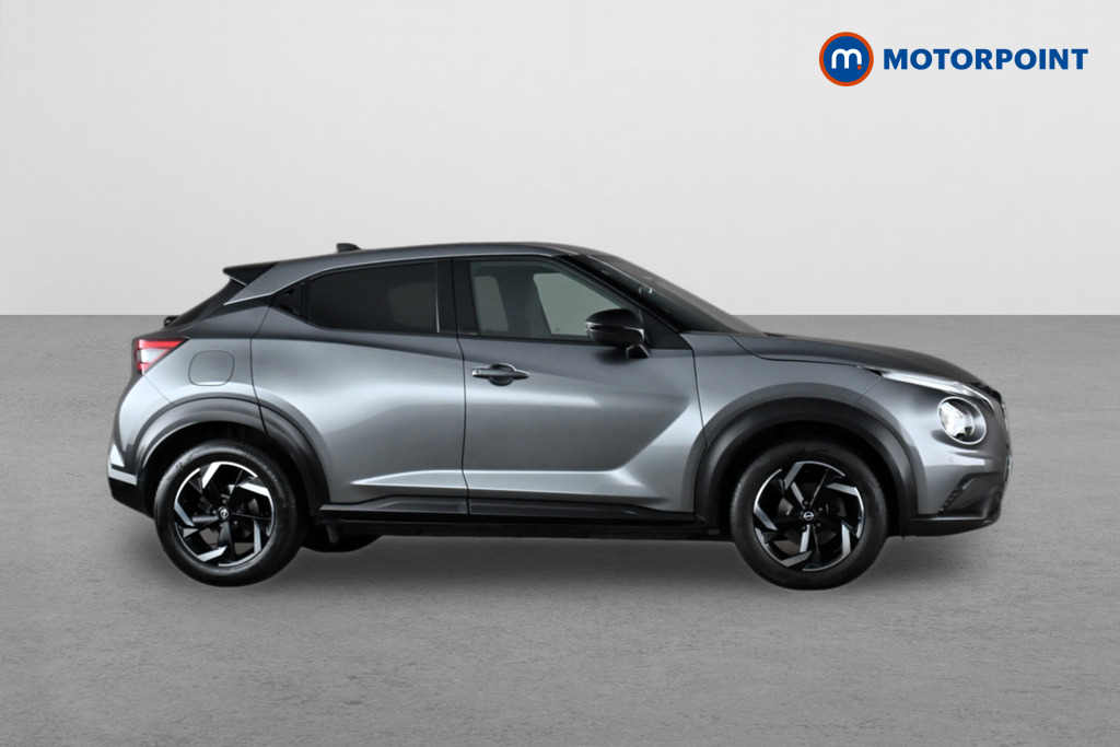 Nissan Juke N-Connecta Manual Petrol SUV - Stock Number (1652360) - Drivers side