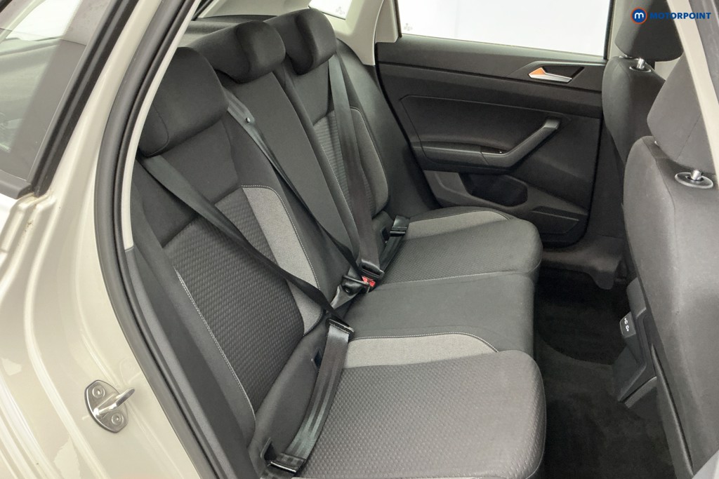 Volkswagen Polo Life Automatic Petrol Hatchback - Stock Number (1652988) - 4th supplementary image