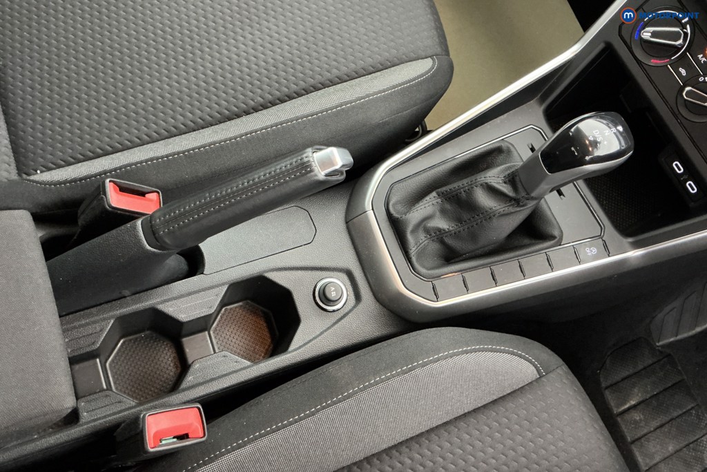Volkswagen Polo Life Automatic Petrol Hatchback - Stock Number (1652988) - 9th supplementary image