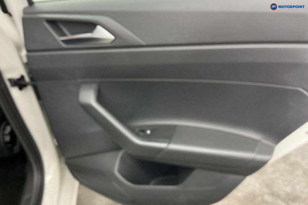 Volkswagen Polo Life Automatic Petrol Hatchback - Stock Number (1652988) - 20th supplementary image