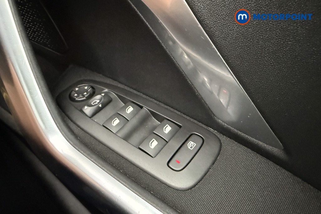 Peugeot 2008 Allure Premium Manual Petrol SUV - Stock Number (1653138) - 16th supplementary image