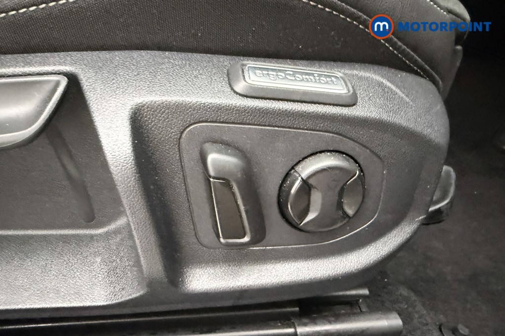 Volkswagen Arteon R-Line Automatic Diesel Estate - Stock Number (1653237) - 24th supplementary image